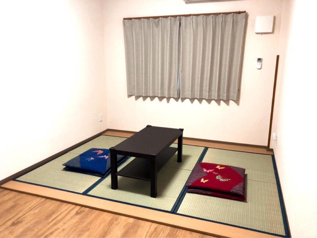 Mikawa House Osaka Castle Hotel Ngoại thất bức ảnh